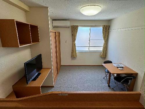 居室・リビング　※同タイプ部屋の写真となります