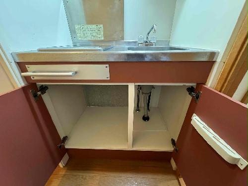 キッチン　※同タイプ部屋の写真となります