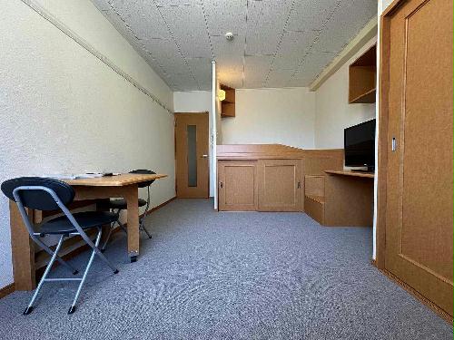 居室・リビング　※同タイプ部屋の写真となります