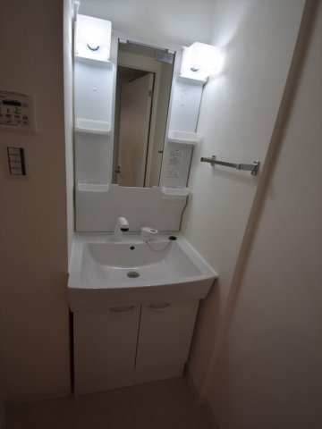 洗面設備　エグゼ阿倍野　独立洗面台