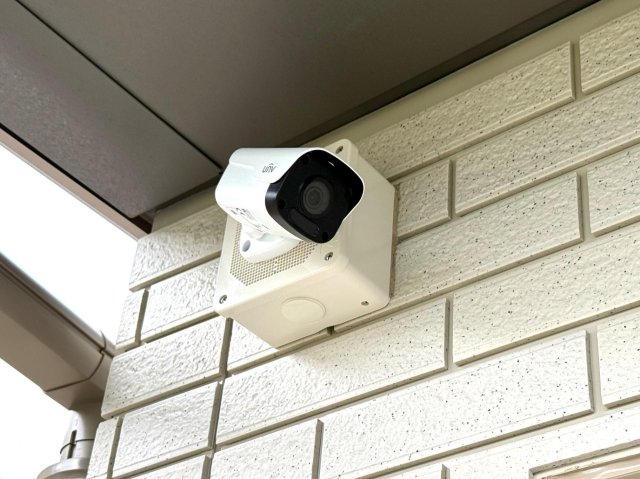 セキュリティ　監視カメラは4台付いてて安心♪
