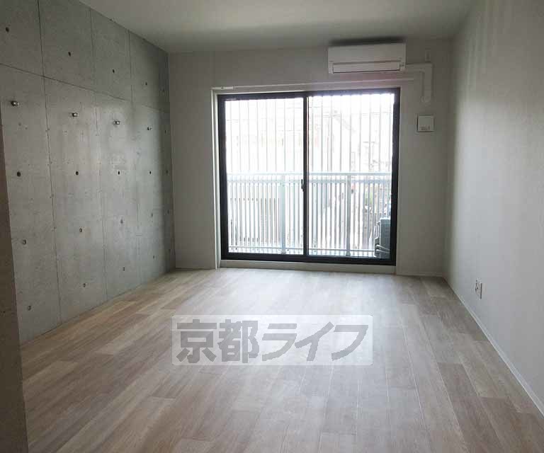 居室・リビング　十分な広さのお部屋です！