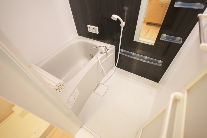 バス・シャワールーム　図面と現状に相違がある場合には現状を優先