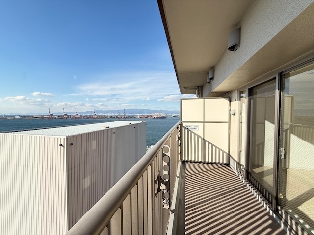 バルコニー　南西向きバルコニー