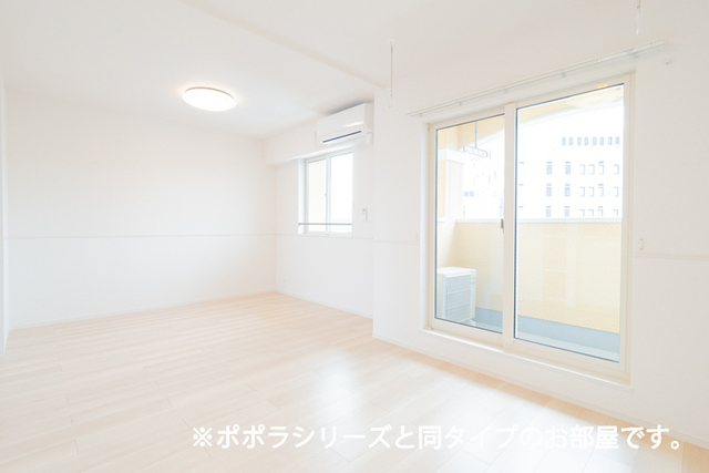 居室・リビング　同仕様