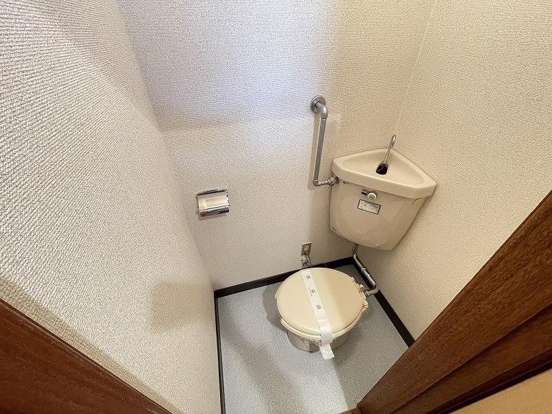 トイレ　トイレ