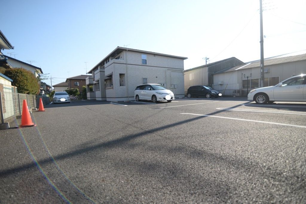 駐車場　駐車場