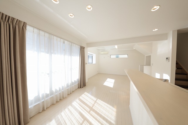 居室・リビング　居室