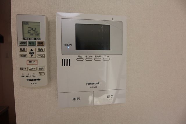 セキュリティ　★安心のモニター付きインターフォン★