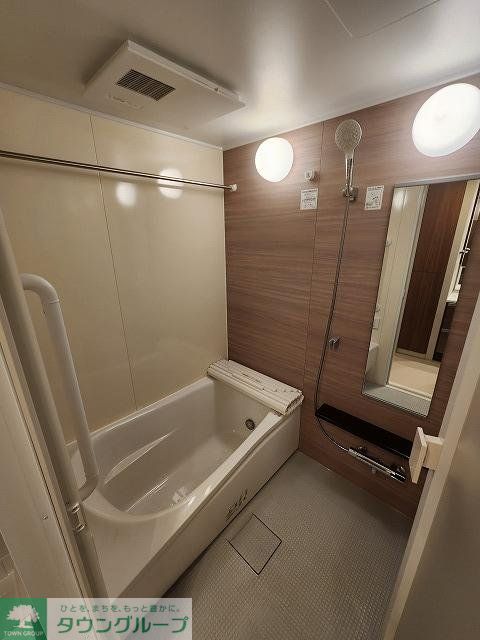 バス・シャワールーム