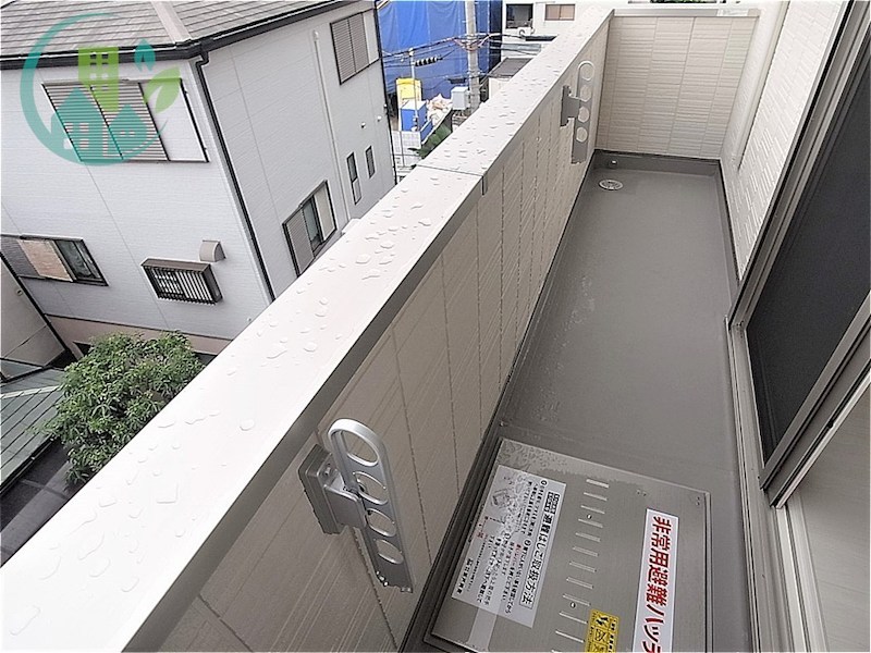 バルコニー　グレイスコート神戸永手町
