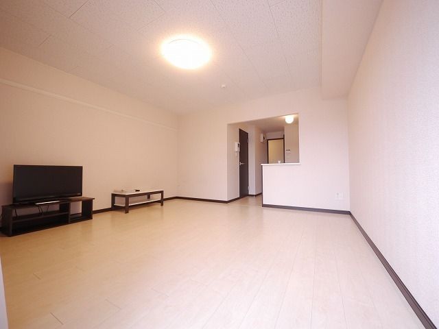 その他部屋・スペース　★きれいな室内１０帖★