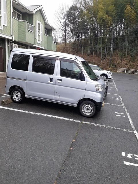 駐車場　駐車場