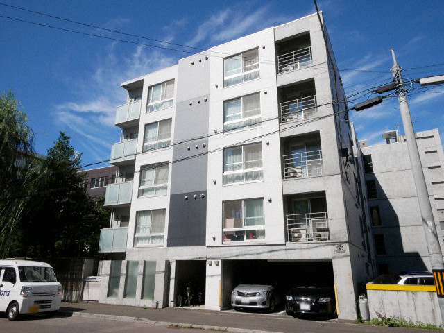 建物外観　☆地下鉄東西線【菊水駅】まで徒歩5分！