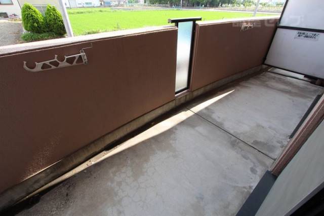 バルコニー　※１０５号室の写真です