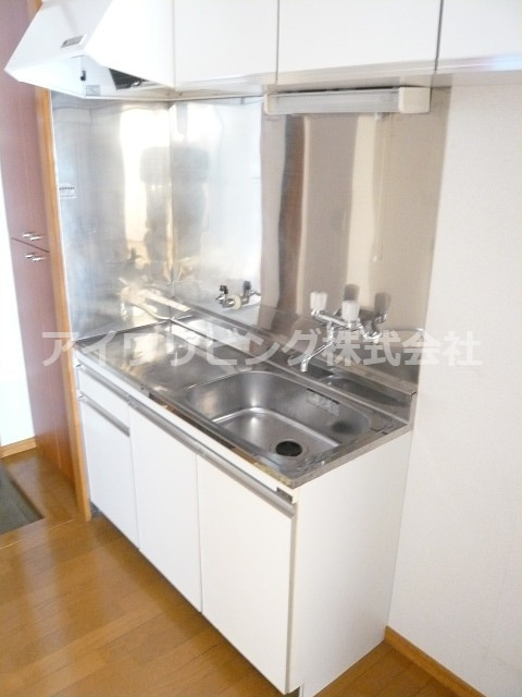 キッチン　2口コンロ設置可です。【コーポリリー】