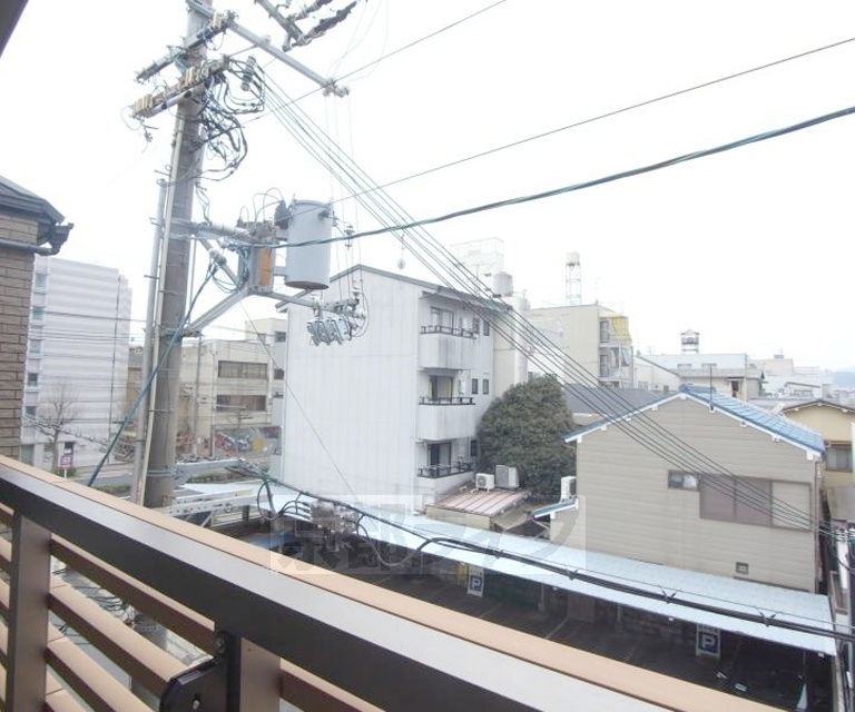 その他共有部分　手すりも付いているので安心ですね。