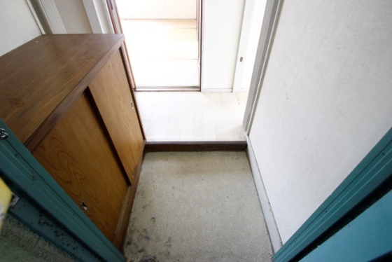 玄関　※別部屋の写真です