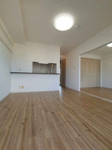 居室・リビング　明るいリビング11帖