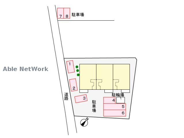 駐車場　駐車場