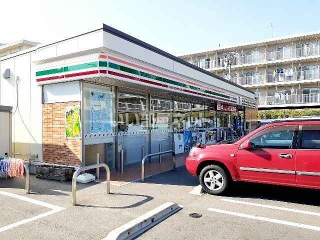 コンビニ　セブンイレブン 長野花咲町店（コンビニ）まで483m