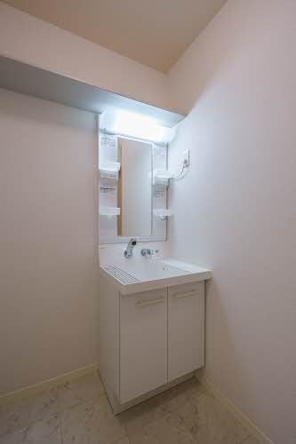 洗面設備　洗面化粧台