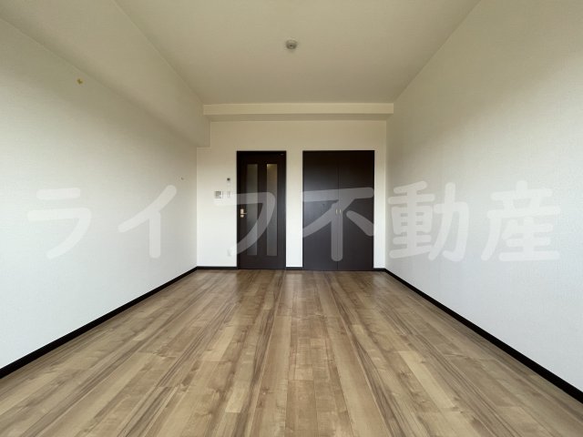 居室・リビング　居間です