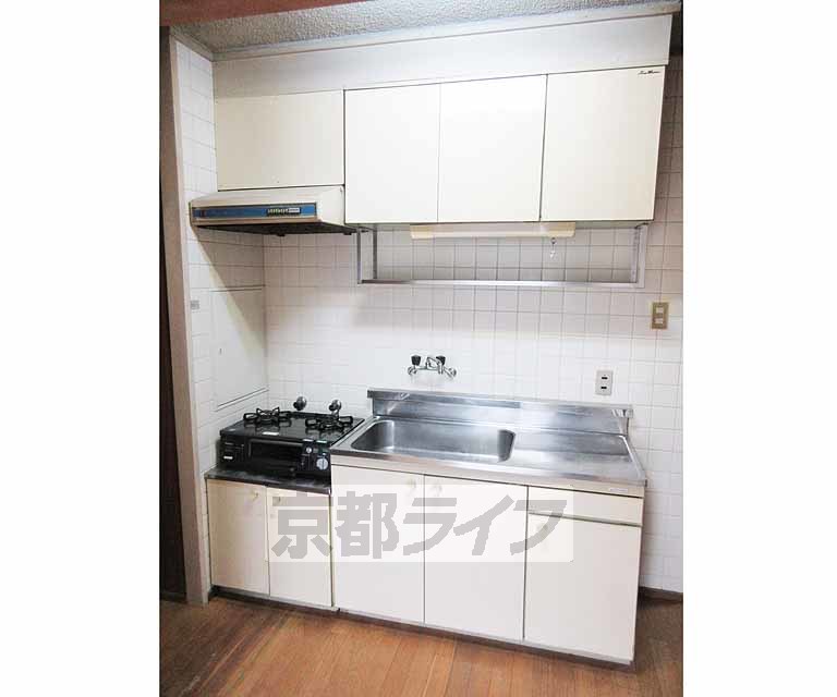 キッチン　収納バッチリのキッチンスペースです・