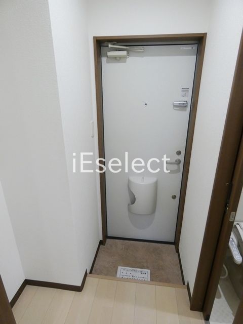 玄関　玄関スペースはこんな感じです