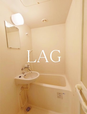 バス・シャワールーム　お風呂です。