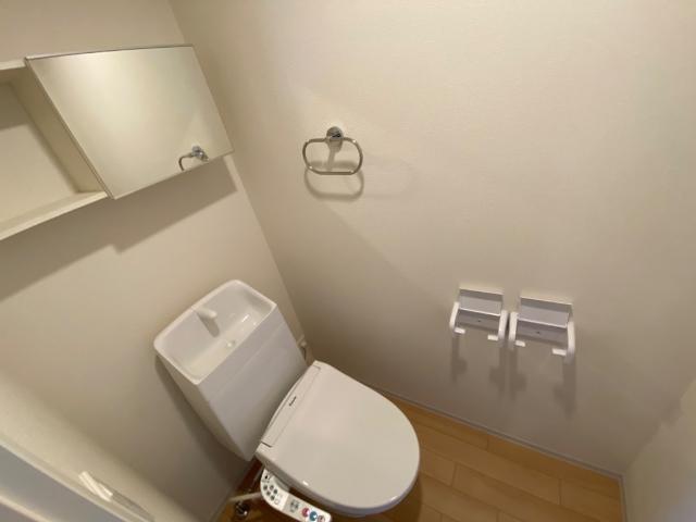 トイレ　シャワー付トイレ