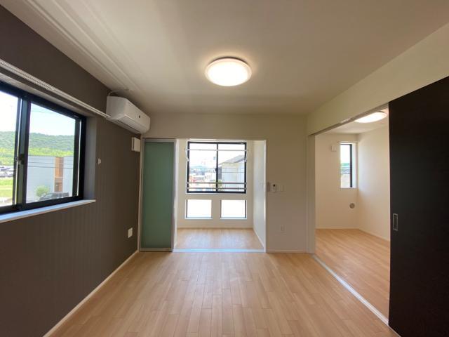 居室・リビング　リビング