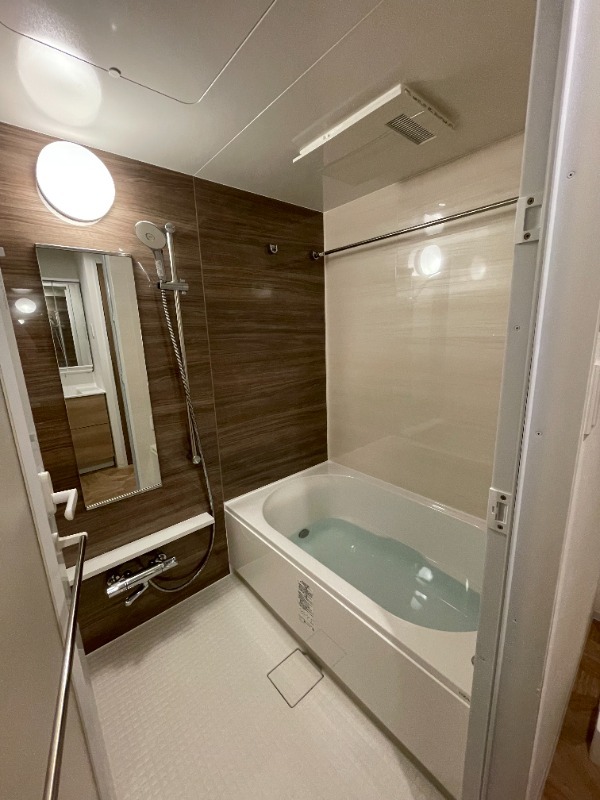 バス・シャワールーム