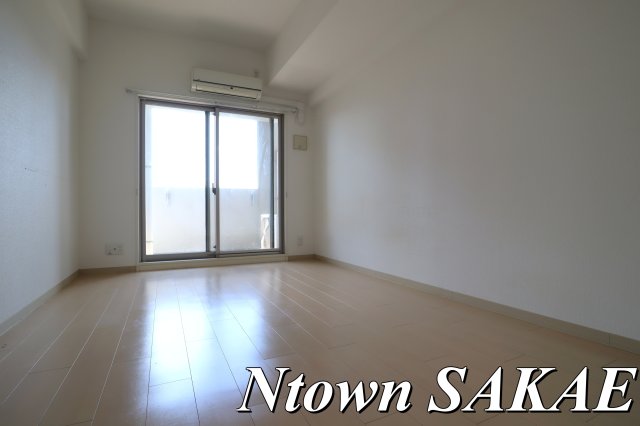 居室・リビング　居間です