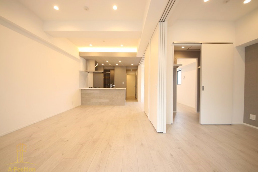 居室・リビング　コンフォリア・リヴ谷町四丁目