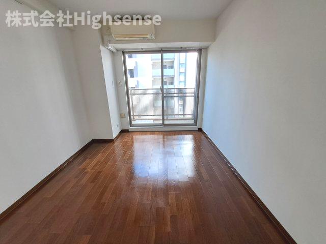 居室・リビング　スタンダードな洋室です