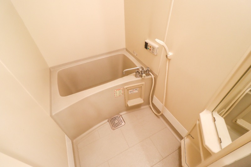 バス・シャワールーム　図面と現状に相違がある場合には現状を優先