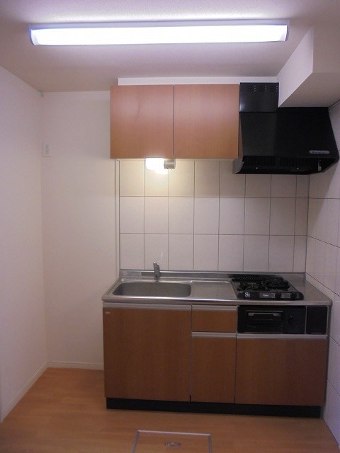 キッチン　画像は201号室です（参考）