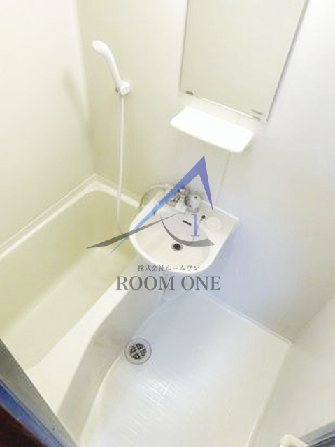 バス・シャワールーム　お風呂です。