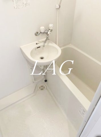 バス・シャワールーム　お風呂です。