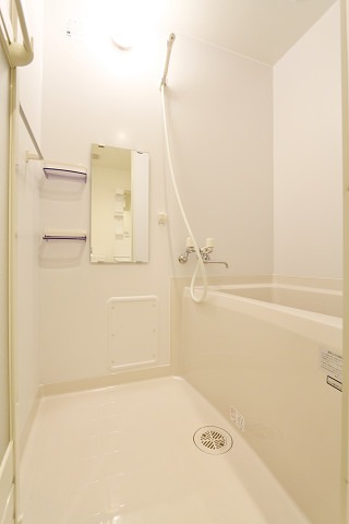 バス・シャワールーム　一日の疲れを癒せますね。