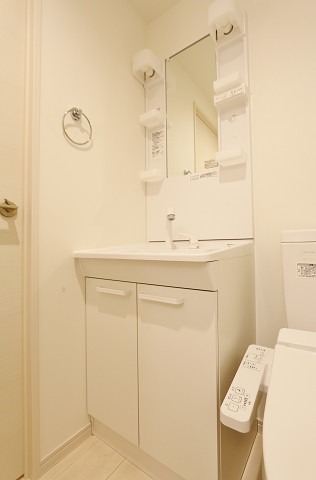 洗面設備　朝の支度にいかがでしょうか