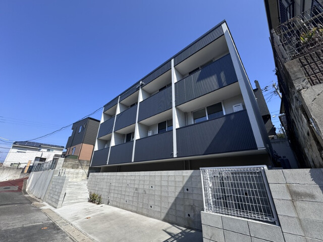 建物外観　人気の築浅1K物件です！