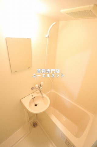 バス・シャワールーム　1日の疲れをしっかりリフレッシュ♪