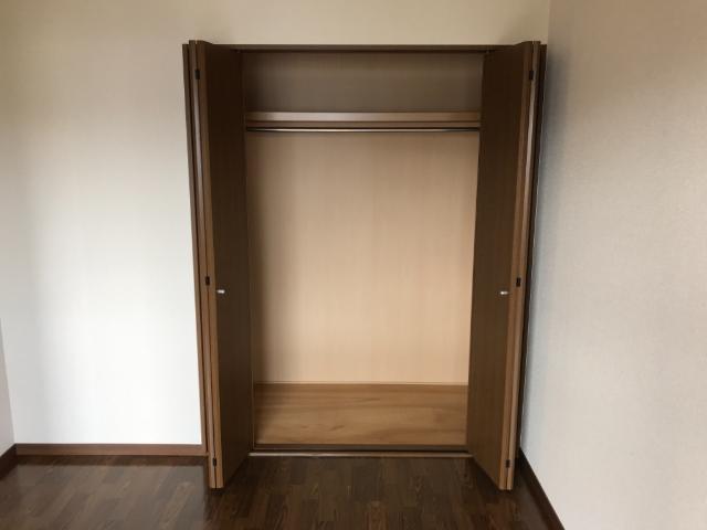 収納　クローゼット