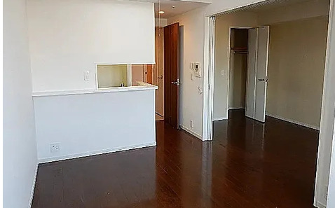 居室・リビング　※別部屋の参考写真です。