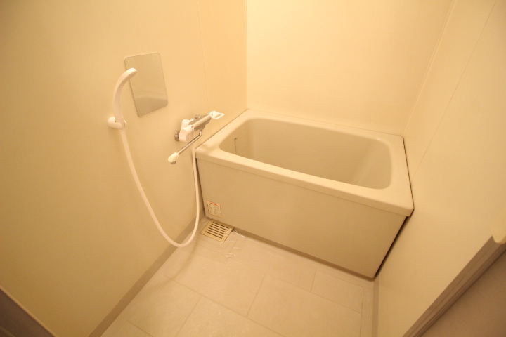 バス・シャワールーム　日々の暮らしに欠かせないお風呂です