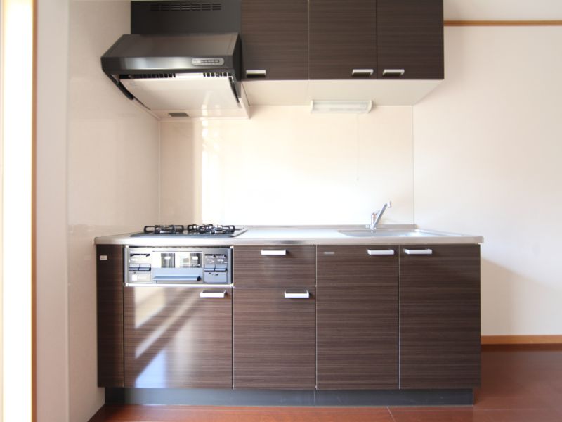 キッチン　システムキッチン3口コンロ・グリル付き