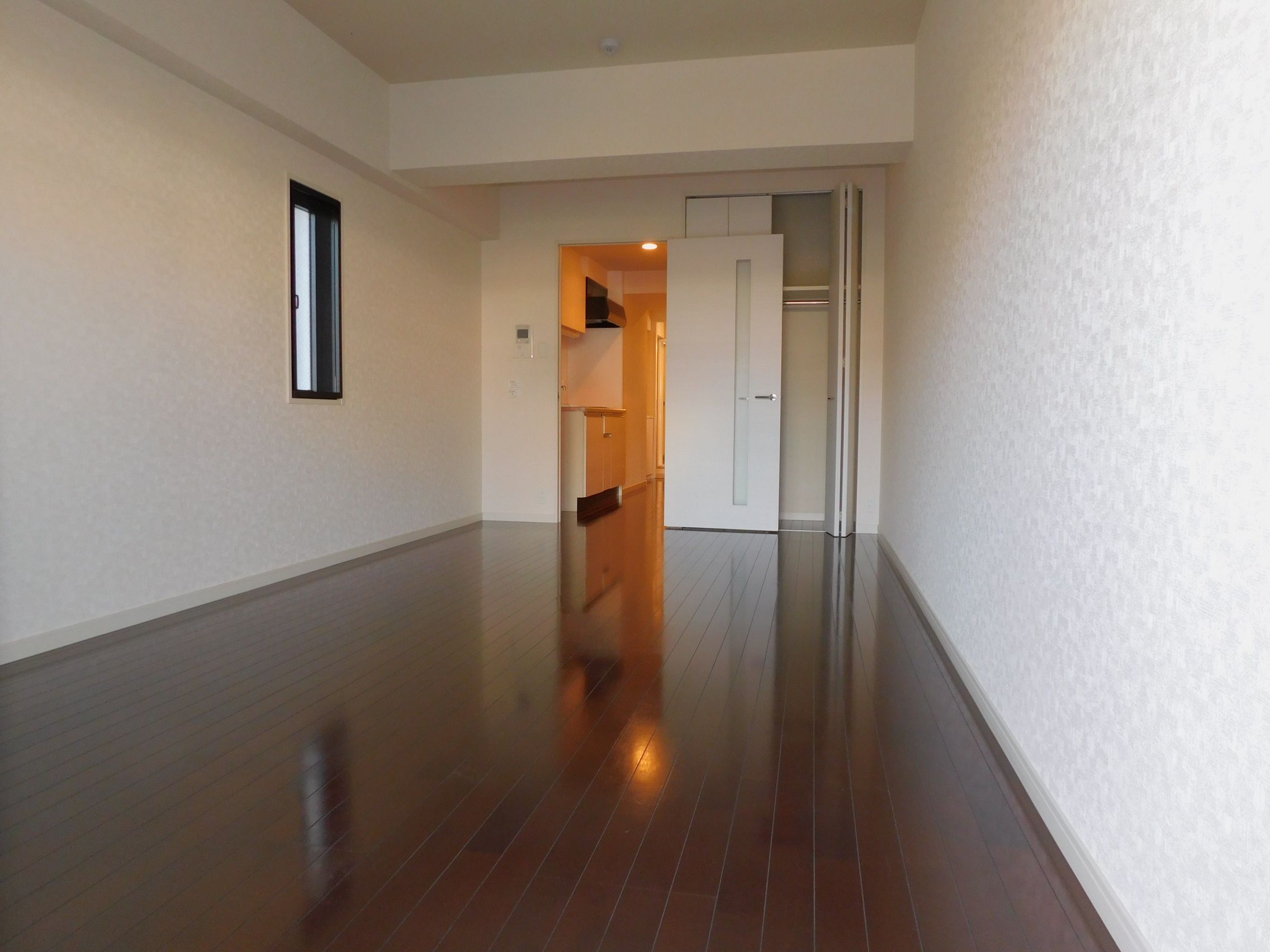 居室・リビング　エントランス