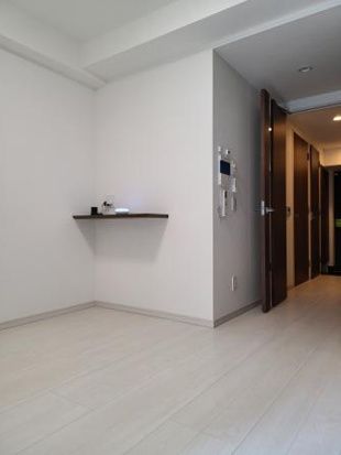 居室・リビング　☆明るい洋室☆